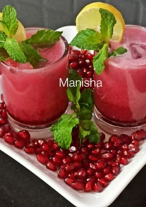 A picture of Kokum-Pomegranate Mocktail.