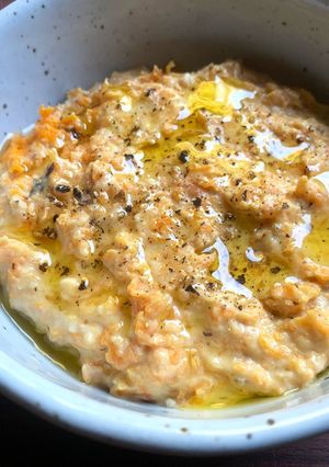 A picture of Caramelised Carrot Hummus.