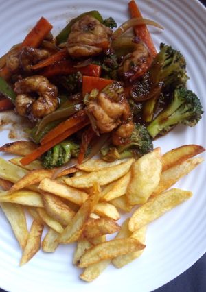 Una foto de Camarones con vegetales 🍤
