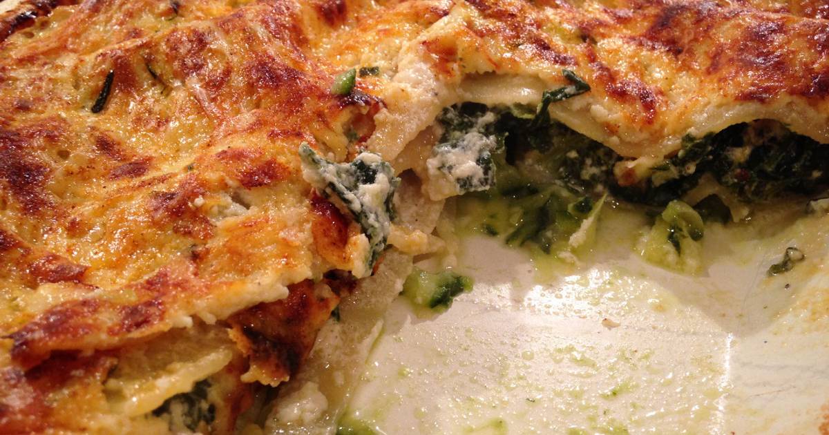 Courgette and Spinach Lasagne Recipe by Joanne - Cookpad