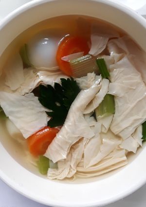 Foto resep Sop Telur Puyuh Kembang Tahu (MPASI 1y+)