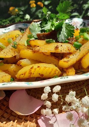 Hình của món Bò xào khoai tây.