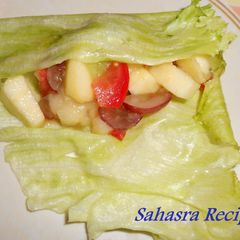A picture of Lettuce Fruit Wraps.