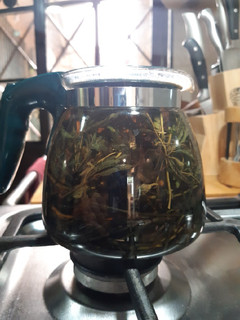 Una foto de Té de Sarsaparrilla, Cola de caballo y Dormilona