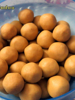 பாசிப்பருப்பு லட்டு செய்முறை முக்கிய புகைப்படம்