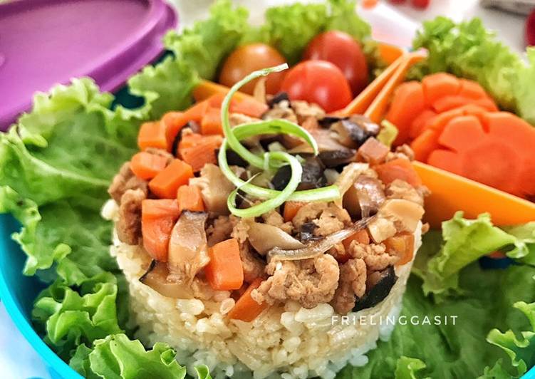 Nasi Tumis Wortel-Jamur