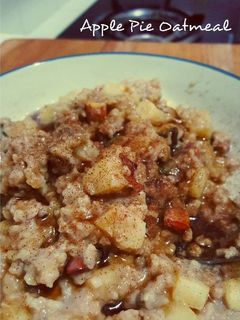 A picture of Apple Pie Oatmeal.