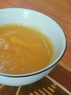 Una foto de Puré de calabaza con manzana y jengibre 🍁🎃🍏