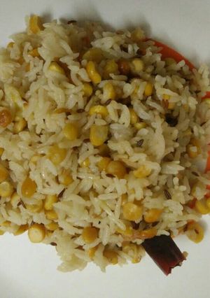 A picture of Chana dal khichdi.