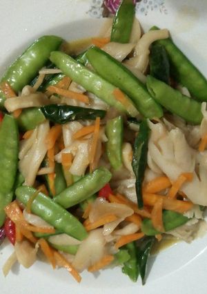 Foto resep Oseng jamur kacang kapri