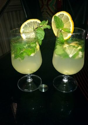 A picture of Virgin mojito.