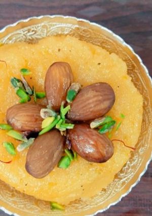 रवा केसरी (rava kesari recipe in Hindi) रेसिपी मुख्य फोटो