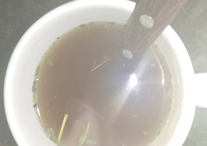 Infusión para el resfrío ??☕con caléndula y menta Receta de Mica vegan y  recetas para todos - Cookpad