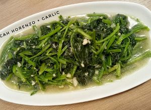 Foto resep Cah Horenzo (bayam jepang) dengan bawang putih + tips nya