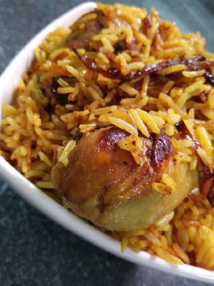A picture of Chicken biryani.