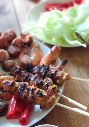 A picture of Satay.