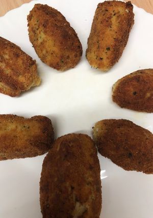 Una foto de 74. Croquetas de rape y queso philadelphia (picoteo)