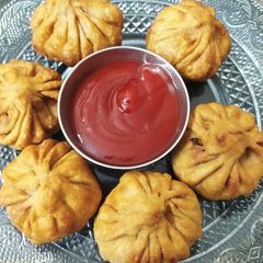 A picture of Green pigeon peas Kachori (lilvani kachori).