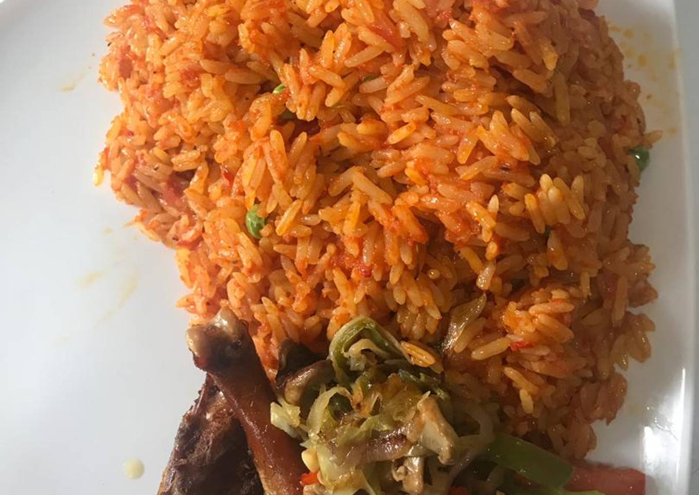 Jollof rice and stir fry veggies with chicken #hubyfavouritedish