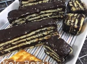 Gambar Kek Batik Cream Cracker