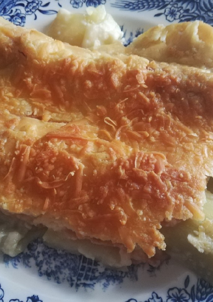 Una foto de Puerros con bacon a la bechamel gratinados