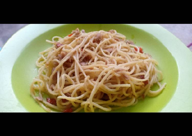 Cara Gampang Menyiapkan Spaghetti Aglio Olio Tuna Anti Gagal