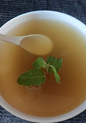 લેફ્ટઓવર વેજીટેબલનો ક્લિયર સુપ (Leftover Vegetable Clear Soup Recipe In Gujarati) રેસીપી મુખ્ય ફોટો