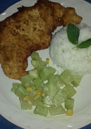 Una foto de Pollo empanizado (sin huevo)