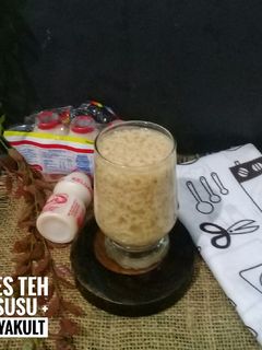 Foto resep Es Teh Susu +Yakult