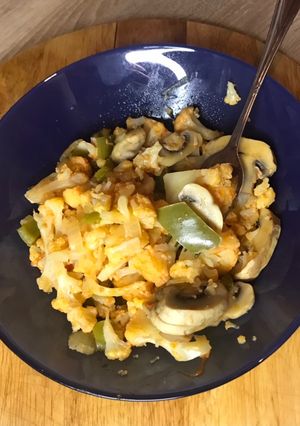 Karfiol paprikás gombával (vegán) recept fotója