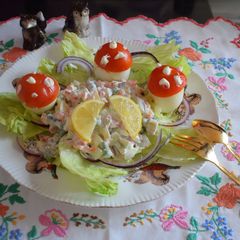 A picture of Egg mayonnaise/Summer salad.