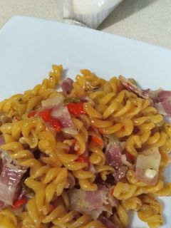 Una foto de Espirales de lenteja roja con bacon