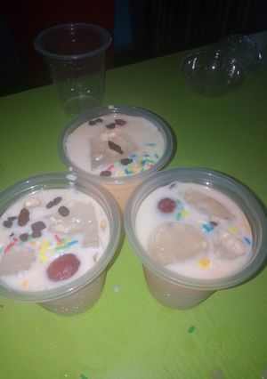 A picture of Banana shake drink.