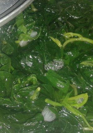 Foto resep Sayur bening daun singkong #BikinRamadhanBerkesan