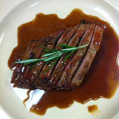 Una foto de Costillas de Cerdo agridulces a la Romero