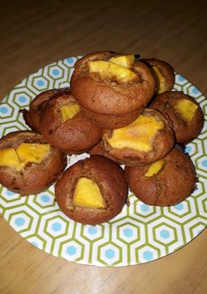 Una foto de Muffins integrales de durazno