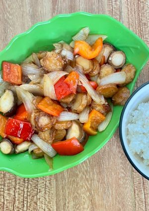 Hình của món Nấm lúc lắc ớt chuông.