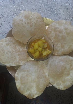 A picture of লুচি আলুরতরকারি(luchi recepi in bengali).