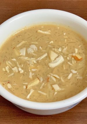A picture of Gud ki kheer.