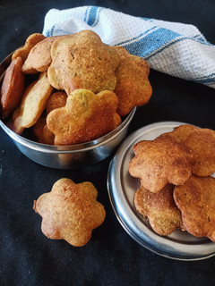 मटर की कचौड़ी (Matar ki kachori recipe in Hindi) रेसिपी मुख्य फोटो