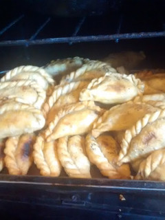 Una foto de Empanadas de carne argentinas tipo salteñas