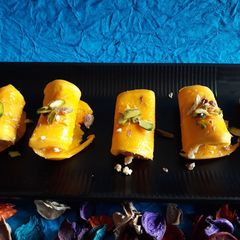 A picture of Mango Chena Roll.