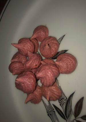 Una foto de Suspiros a base de merengue francés