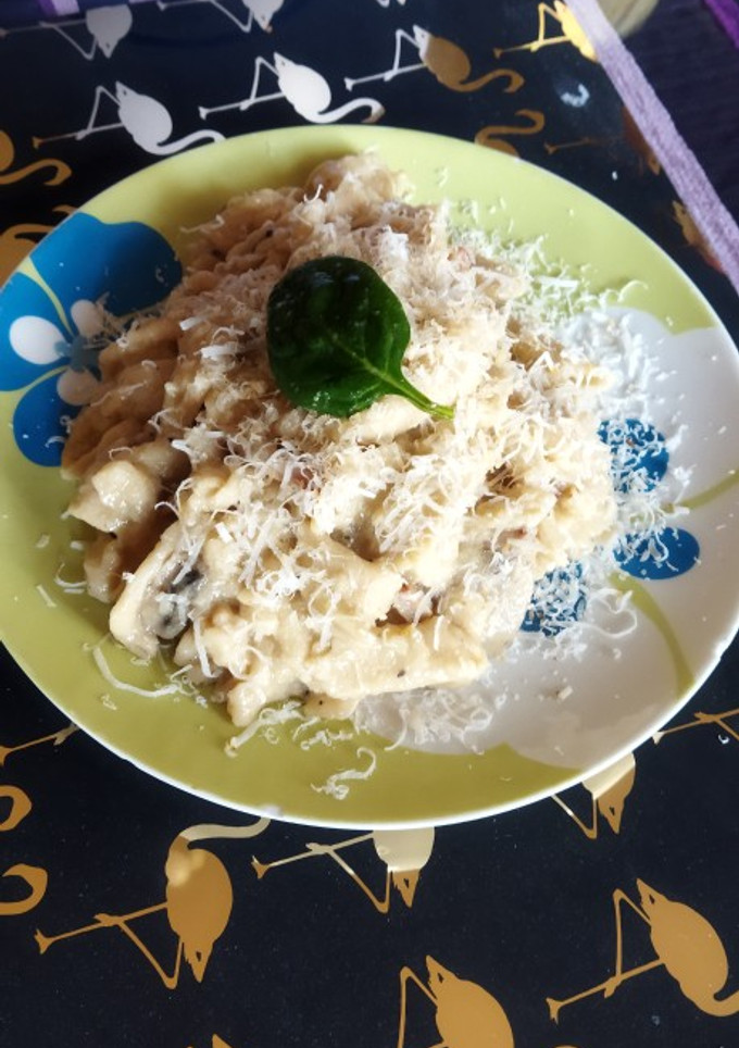 Una foto de Macarrones ibéricos