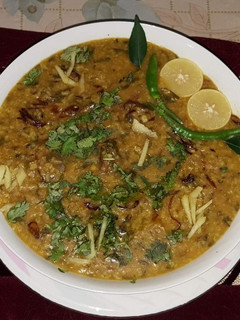 A picture of Shoula.
