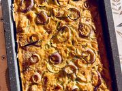 Una foto di schiacciata zucchine