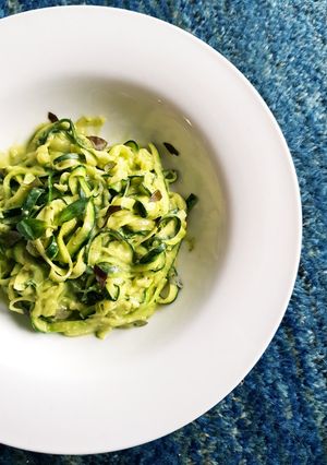 Hình của món "Zoodles" in Avocado Pesto Sauce.