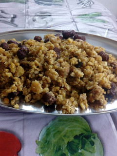 Una foto de Migas de pan y salchichas mixtas