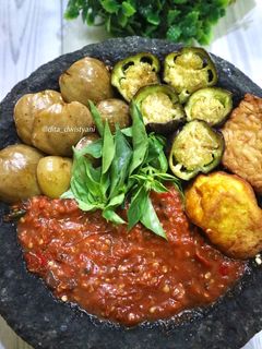 Foto resep SAMBAL LALAPAN(JENGKOL TERONG TEMPE TERONG)