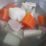 山藥胡蘿蔔排骨湯